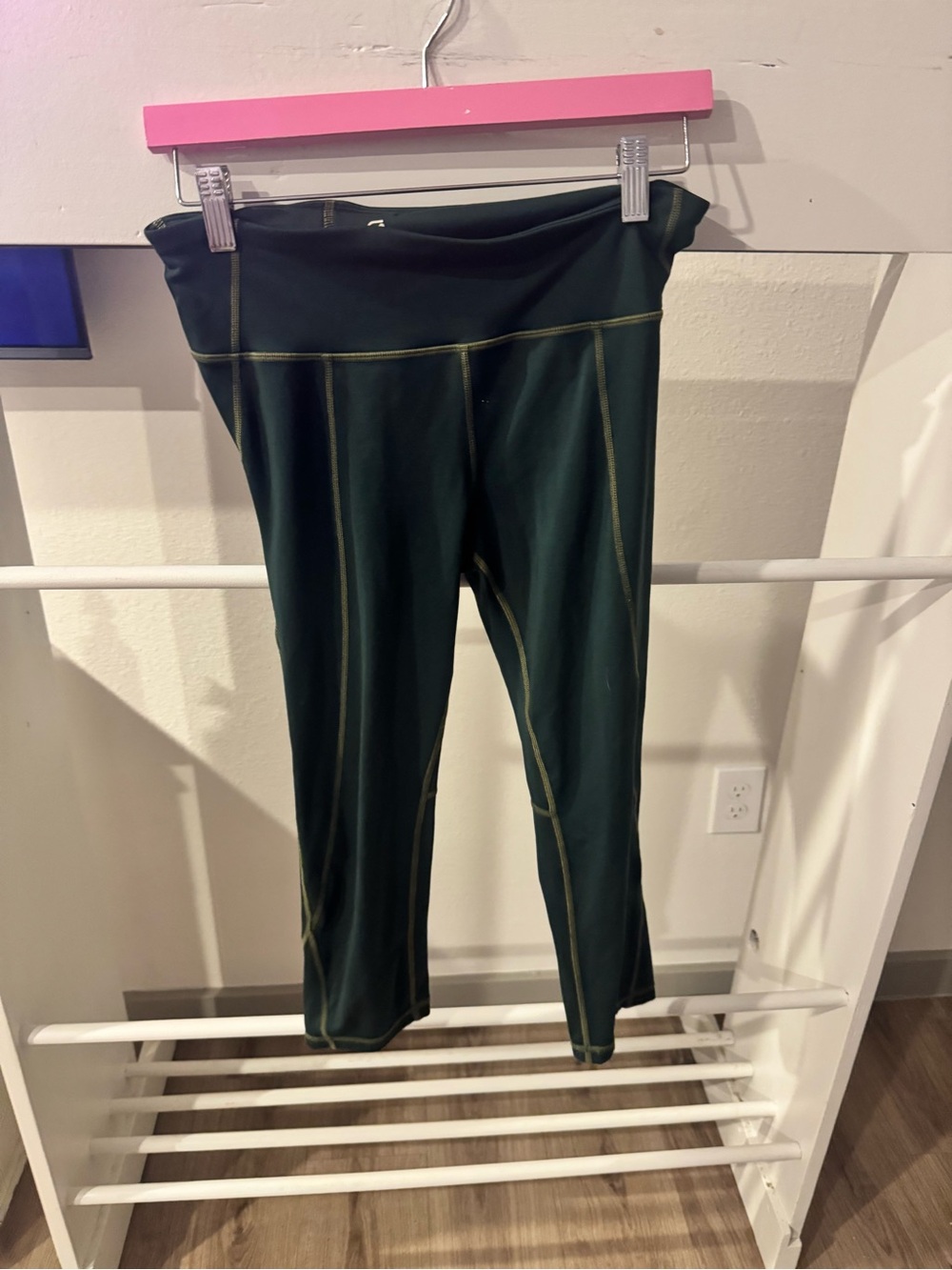 GAP Dark Green Capri Leggings with Contrast Stitching